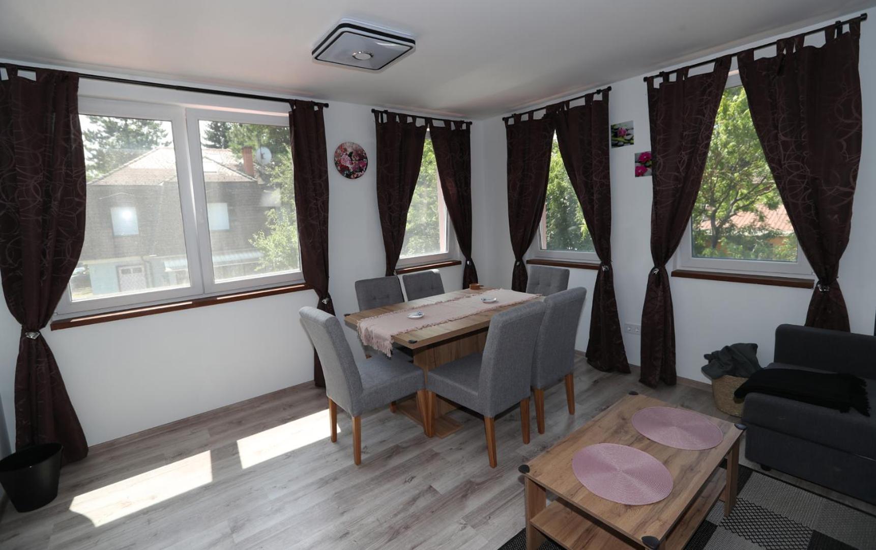Four Flowers Apartman Siófok Exteriér fotografie