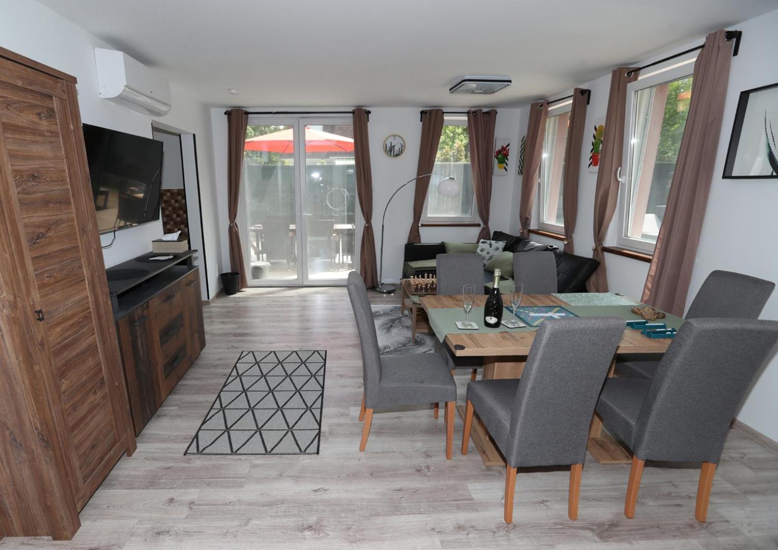 Four Flowers Apartman Siófok Exteriér fotografie